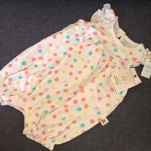 NWT Gap Polka Dot Bubble 6-12 Months